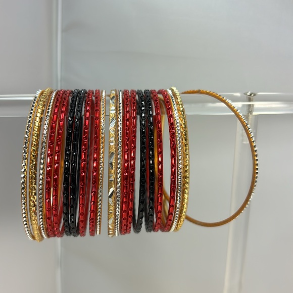 Indian traditional style bangles set red gold and black - Picture 2 of 4
